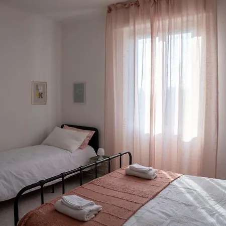 Tina's View * كومو